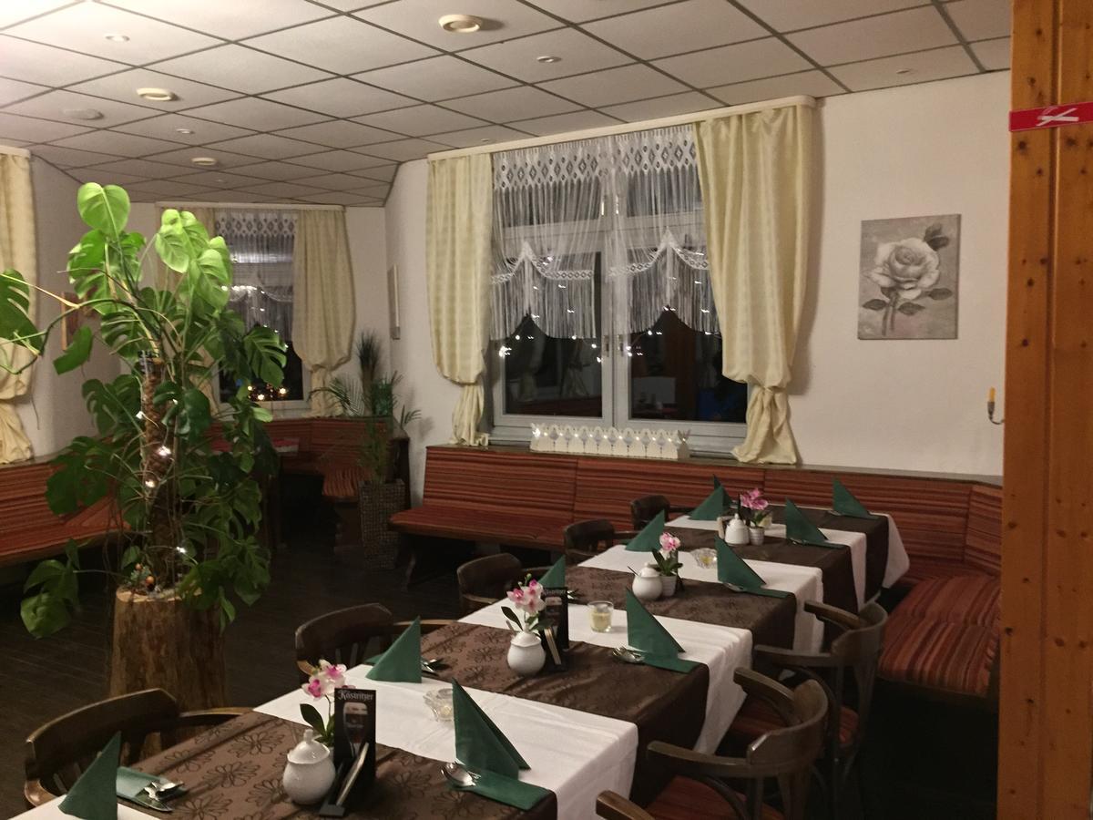 Grossbreitenbach Hotel Restaurant Hohe Tanne מראה חיצוני תמונה